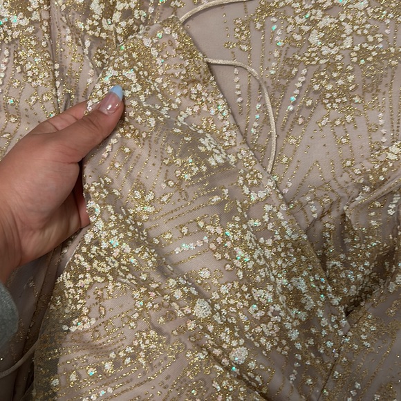 ShowPo Prom dress size 4 - Picture 4 of 5